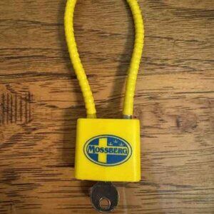 Lot of 5 NWOT Mossberg Locks And Key